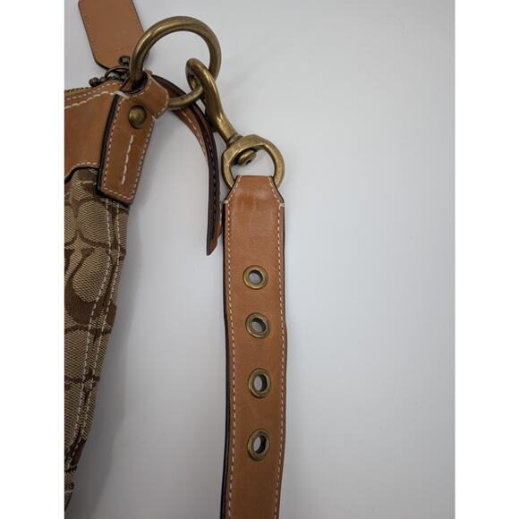 Coach Crossbody F06I-10402 - Picture 9 of 11